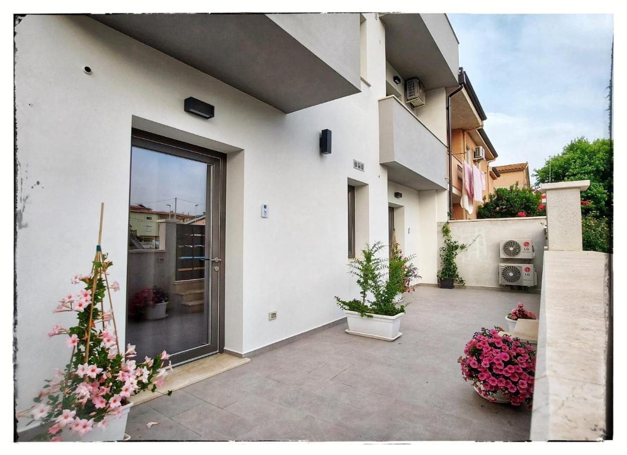 16Miglia Hotell La Caletta Exteriör bild